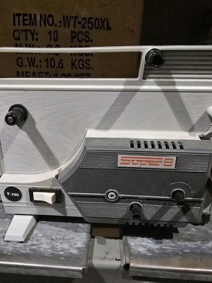 Super 8 μεταχειρισμένο με άγνωστη λειτουργία και σπασμένο ποδαράκι