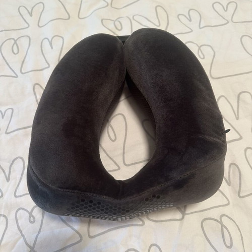 Go Travel The Ultimate Neck Pillow