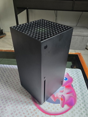 Xbox Series X σαν καινούργιο, πλήρες με κουτί, 1TB αποθηκευτικός χώρος