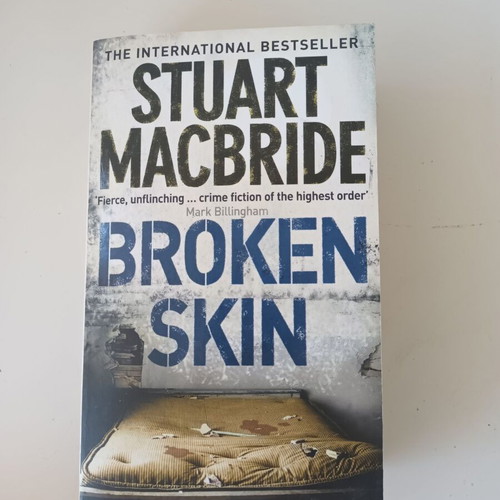 Broken Skin by Stuart MacBride, English book