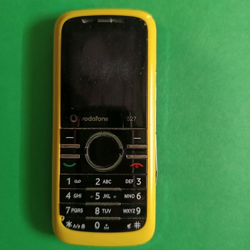 Mobile phones used, pack of two, possibly functional