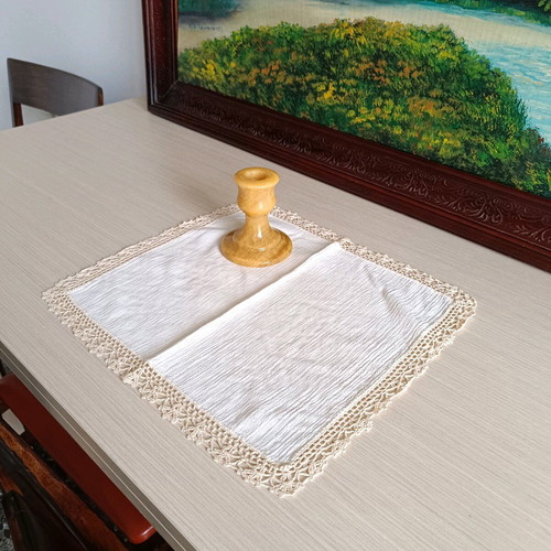Handmade table runner 35x31cm with organza and lace, 1980s, like new