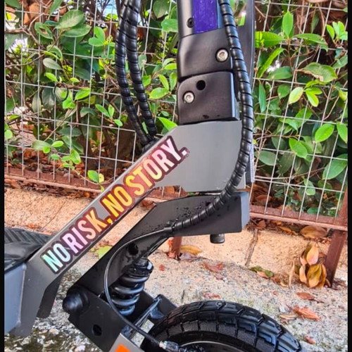 KuKirin G2 electric scooter like new with many extras