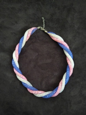 Candy-like necklace like new, white and pink, perfect for summer