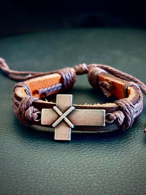 Genuine Brown Leather Cross Bracelet, M FORGE