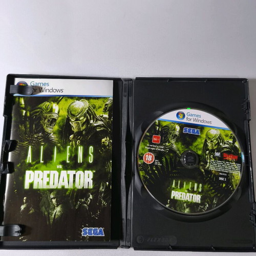 Predator Aliens game PC used, collectible old game