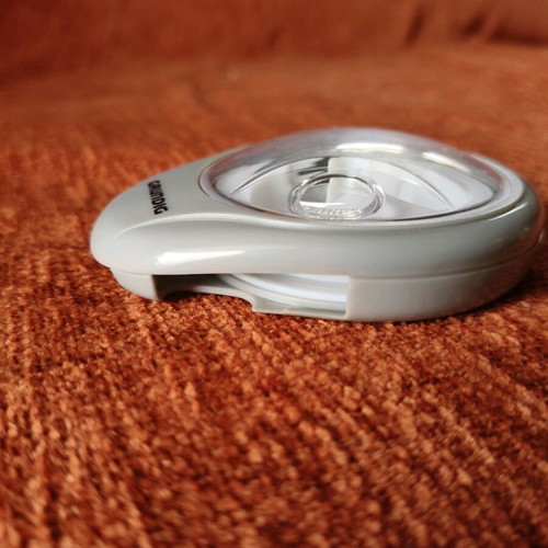 Headset earphone case used with rotating drum