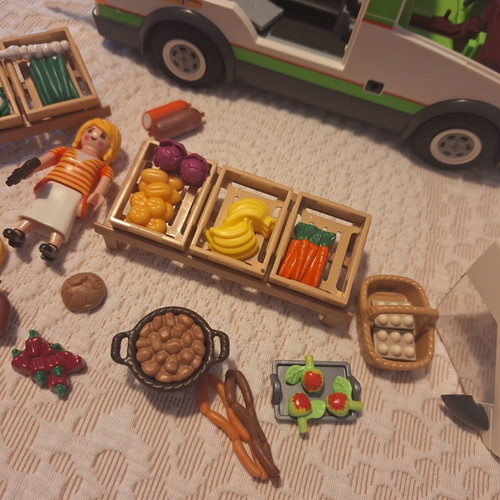 Playmobil Country 70134 like new with box and instructions