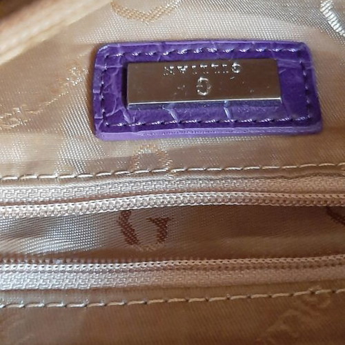 Gillian shoulder bag like new, purple