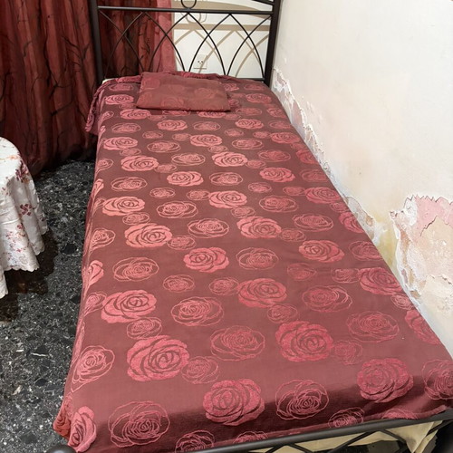 Metal single bed frame 90x200 cm, no mattress