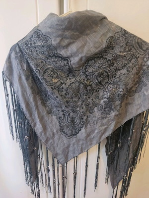 Scarf like new