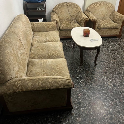 Living room set used with three-seater sofa and two large armchairs