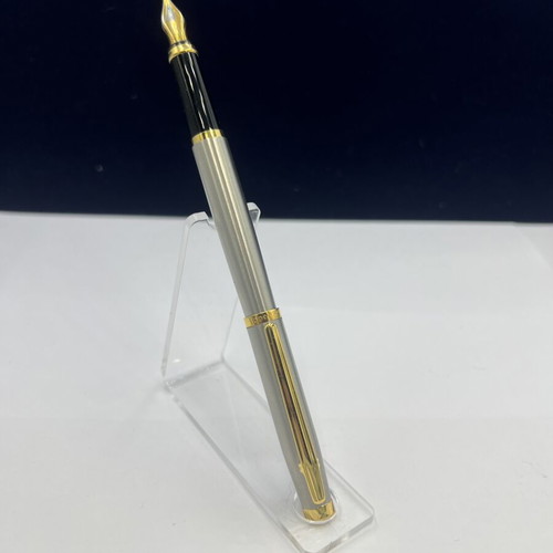 Elysee pen new without box