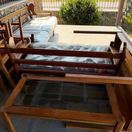 Sofa set with three- and two-seater, table and 4 chairs used