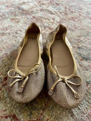Exe ballerinas size 40 gold-silver like new