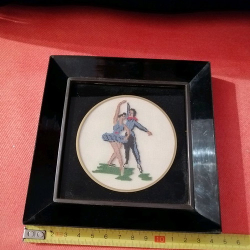 handmade frame “dance”