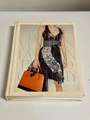 Louis Vuitton Fashion Photography book used, Rizzoli edition 2014