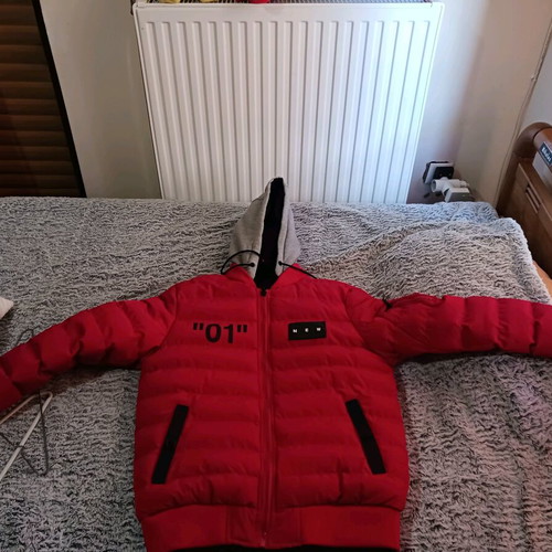 Jacket red like new, warm and comfortable, size M