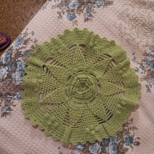 Wool handmade doily vintage in excellent condition