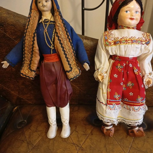 Handmade vintage dolls with traditional costumes like new, set of 4