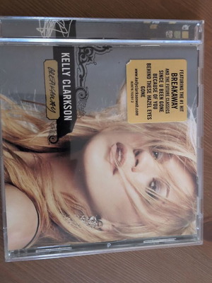 Kelly Clarkson CD used, pop genre