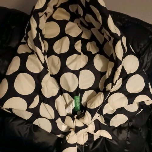 Benetton hood waterproof with polka dots pattern, one size