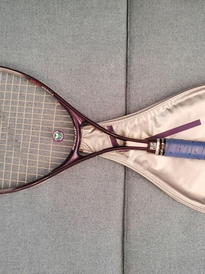 Dunlop Tennis Racket for Adults like new with Wimbledon Dampener