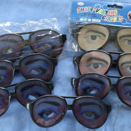 Carnival accessory eye glasses new, set of 7 pieces