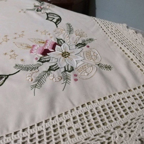 Christmas cotton tablecloth 85x85 new