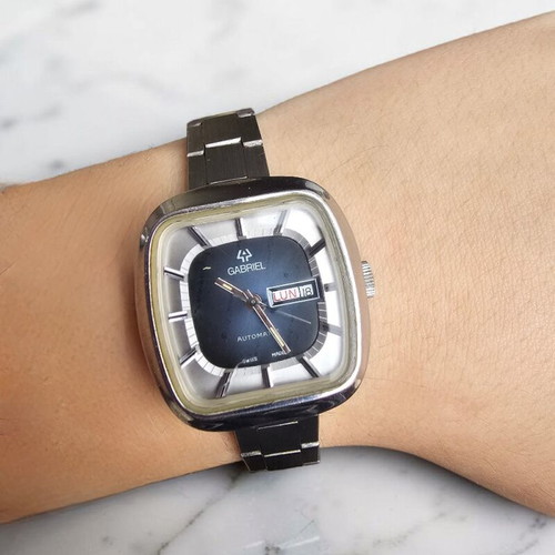Vintage Gabriel women's watch like new, Swiss made