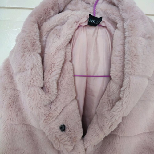 Fluffy women's fur pink like new, one size