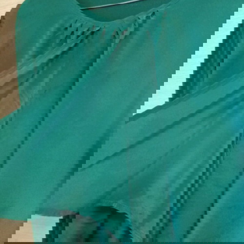 Μπλούζα μεταχειρισμένη σε πράσινο χρώμα μέγεθος M