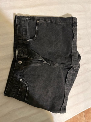 Jean shorts H&M dark gray, like new, size XXL