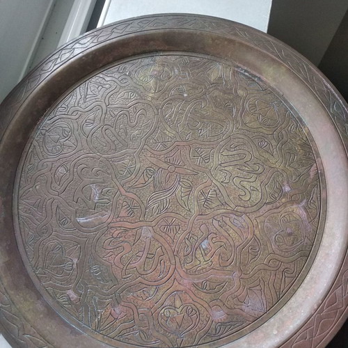 Bronze handmade small tray used from Morocco, diameter 28 cm