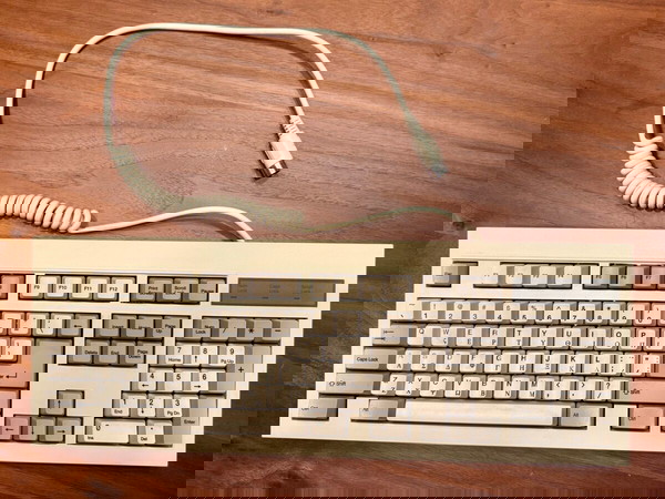Vintage πληκτρολόγιο NTC