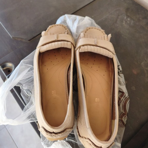 Clarks women's leather ballerinas size 41 used, beige