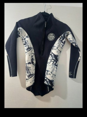 Neoprene swimsuit like new, size xsmall, for cold water sports