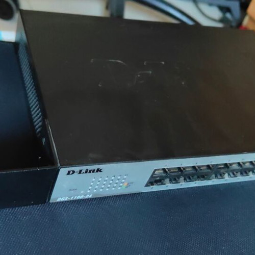 D-Link DGS-1100-24V2 Managed L2 Switch used with 24 Gigabit Ethernet ports