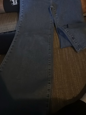 Jeans size 36, slim fit, flared leg