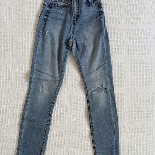 Stradivarius super high waist jeans size XS 34 like new with gift blouse
