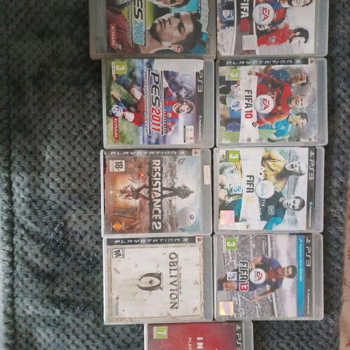 PlayStation 3 games like new with cases