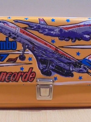 Σχολική κασετίνα με αεροπλάνα Jumbo 747 και Concorde καινούργια