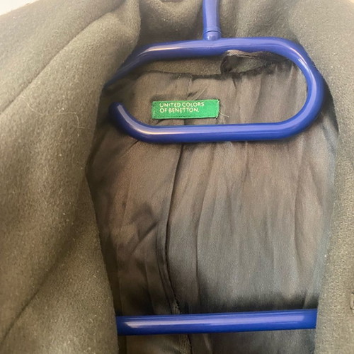 Benetton coat used, size 38, cypress color without belt
