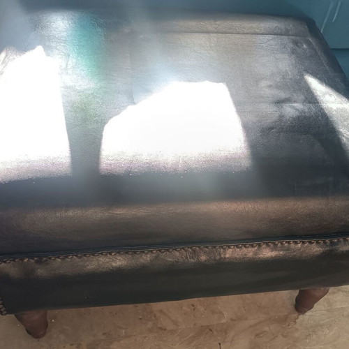 Black stool like new