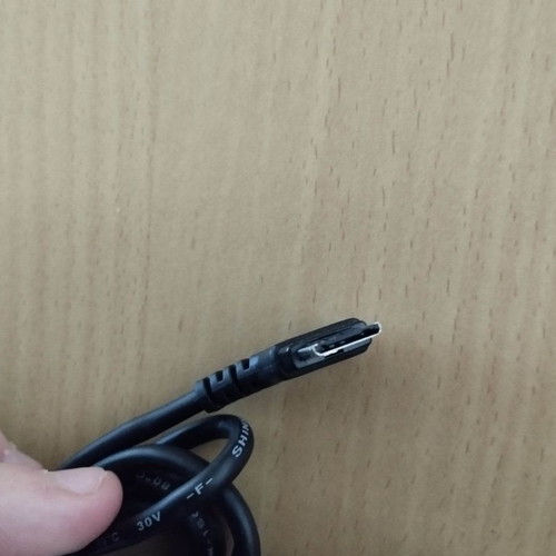 Samsung data link cables like new, 118cm length, set of 3