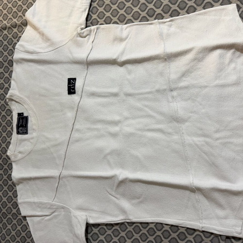 T-shirt size M like new, white, terry fabric
