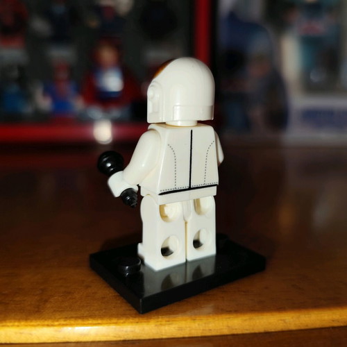Guy-Manuel (Daft Punk Grammys) Lego figure like new with stand and microphone