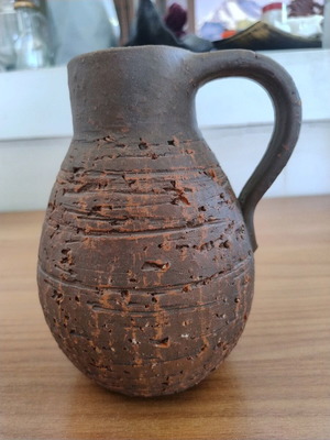 Clay jug 700ml like new