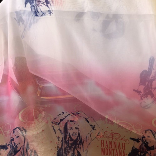 Curtain like new, pink and white, height up to 3 meters