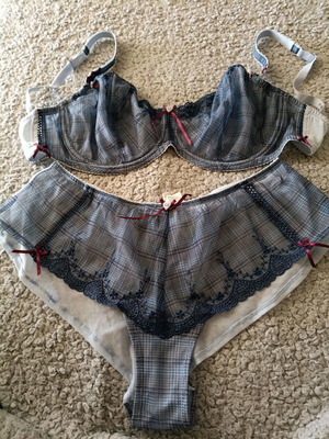 Σετ εσωρούχων Marks and Spencer σουτιέν 36DD και σλιπ 16 μπλε